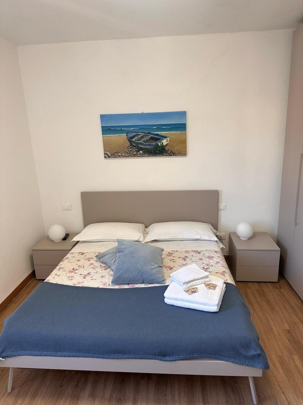 Acasa 128 La Spezia